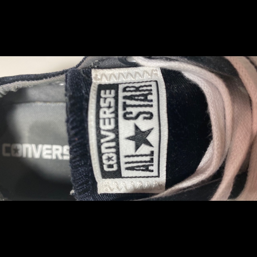 converse - Picture 2 of 2
